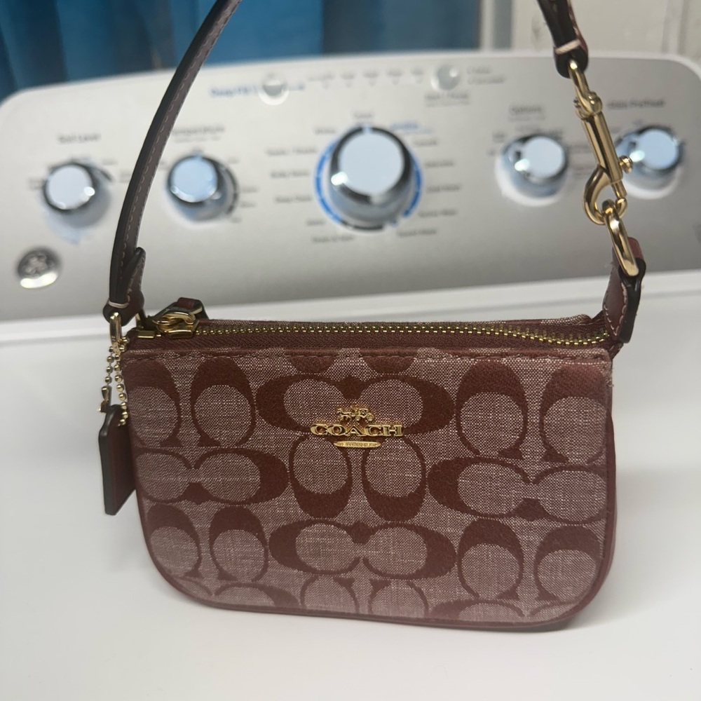 Coach Nolita 15 In Signature Chambray Wristlet Handbag Gold/Wine Multi